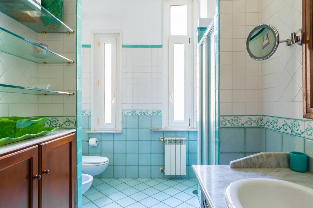 Grand Classic Apartment At San Martino By Napoliapartments Exteriör bild
