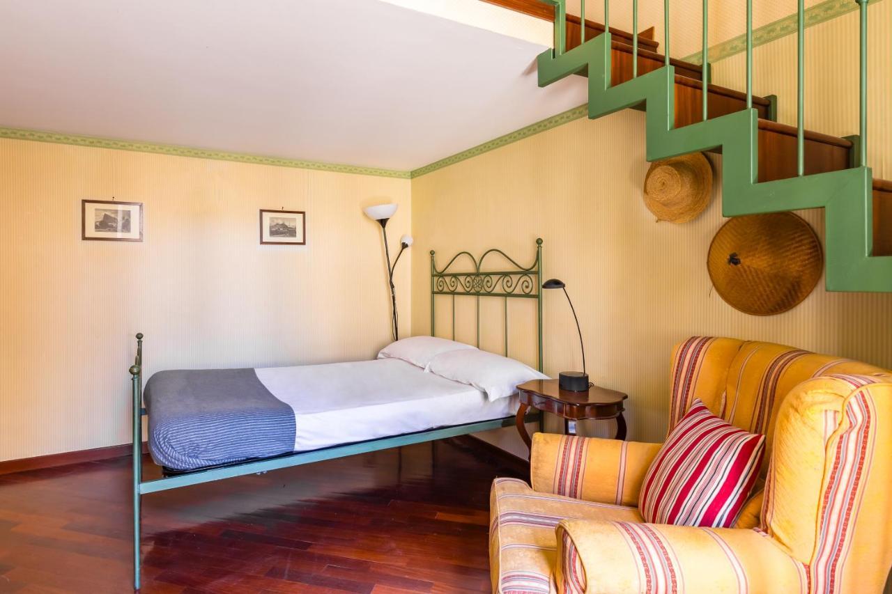 Grand Classic Apartment At San Martino By Napoliapartments Exteriör bild