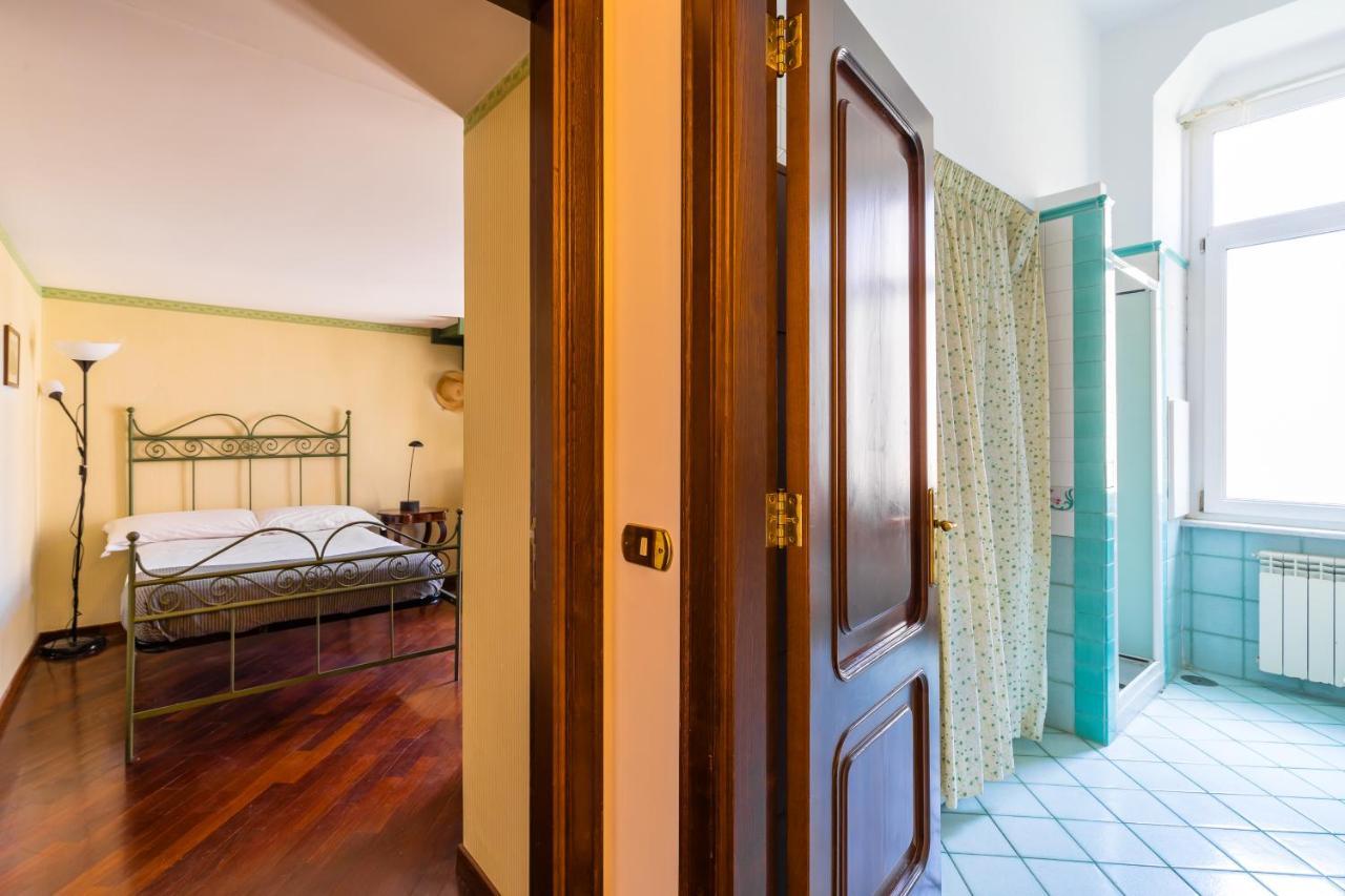 Grand Classic Apartment At San Martino By Napoliapartments Exteriör bild